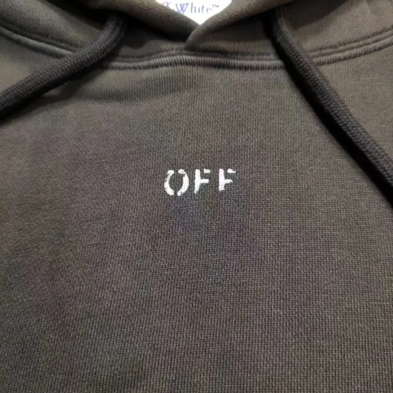 The top proven version OFF back religious WHITE hooded sweatshirt OW jacket hoodie oversize same style for male and female couples stars. As a street fashion art in the luxury ranks, off white has always attracted many fans with its classic logo and trendy creativity. Not only is it an understanding of fashion, off white also intuitively reflects ♻️ environmental awareness in many works, and treats the world gently.  The kangaroo pocket adopts a special machine crimping process with externally shaped wiring. The brim of the hat is designed with threads, which is the first thing to look at when appraising.   The fabric is made of 480g terry cotton fabric with full drape.  Color: Black Size: XS-L P:430